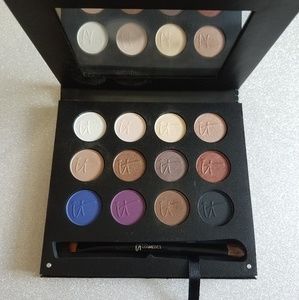 It Cosmetics Holiday eyeshadow palette